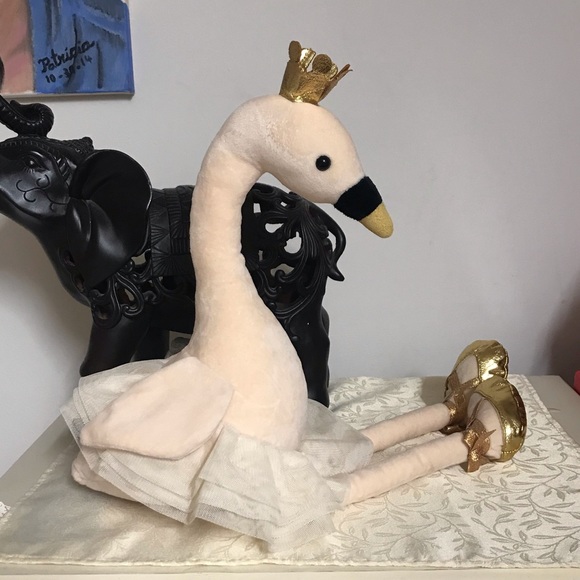 DO NOT BUY! Jellycat Fancy Swan Stuffed Animal - Picture 8 of 12